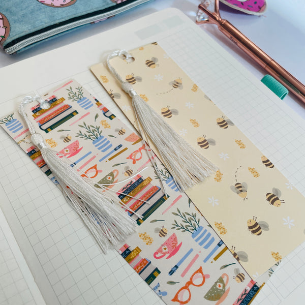 Bookmark: Set of 2 Busy Bees